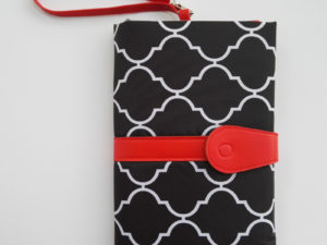 Tapis à langer de voyage - couleur rouge et noir - tapis portable