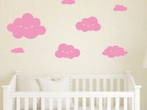 Stickers muraux nuages roses pour déco chambre bébé fille