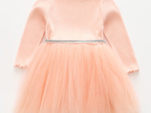 Robe de célébration fille vue de dos