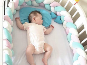 Tour de lit sécurisant - Long tour de lit en forme de tresses