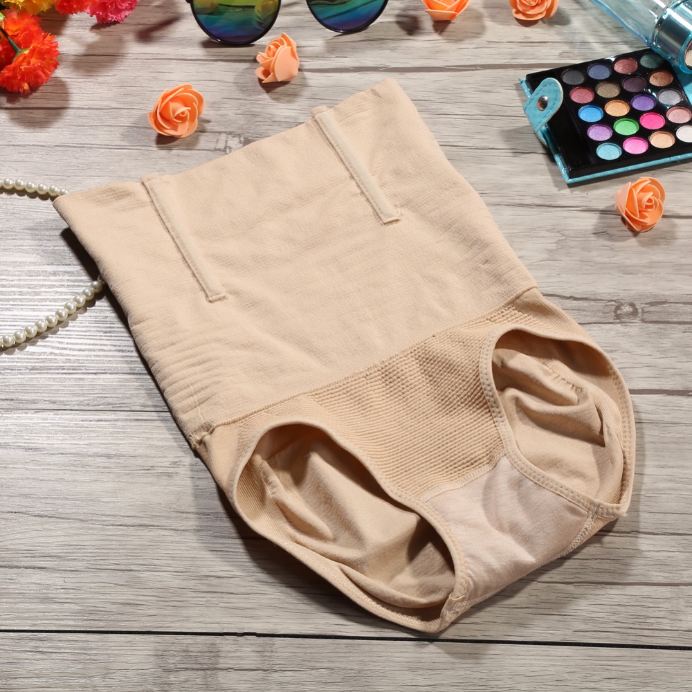Culotte haute taille couleur beige après la grossesse