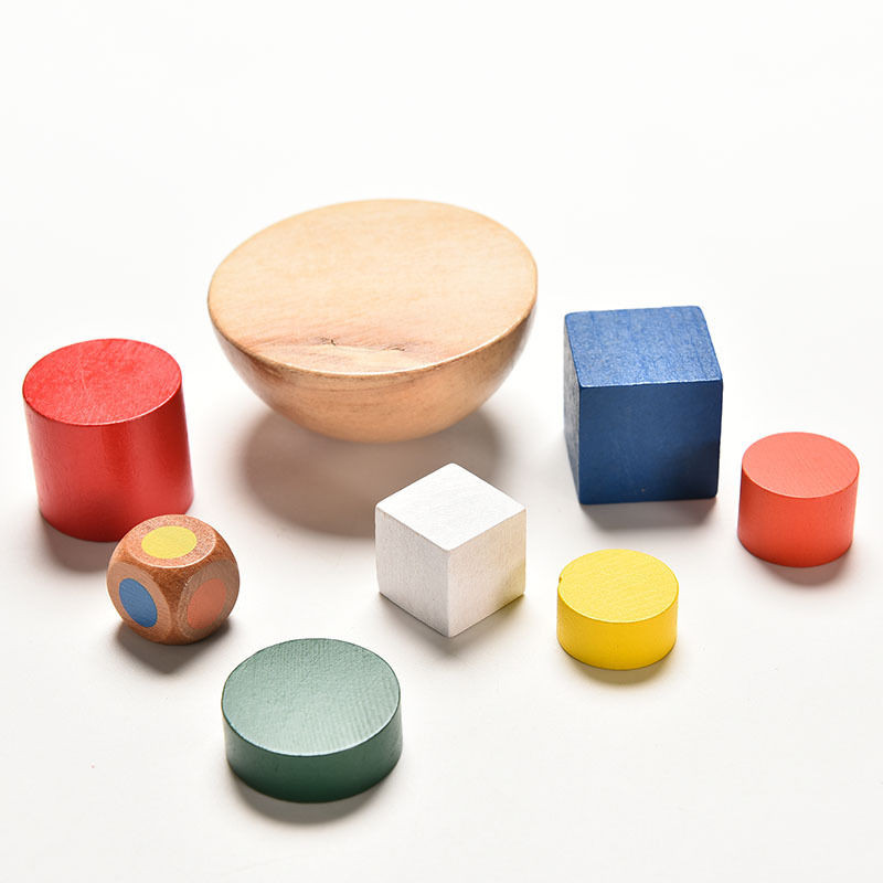 Jouet en bois pour améliorer l'équilibre et l'adresse