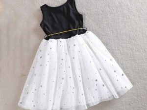 Robe fille côté dos