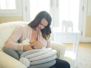 Coussin d'allaitement pliable pour allaiter bébé