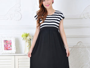 Robe mi-longue noir et blanc à rayures grossesse