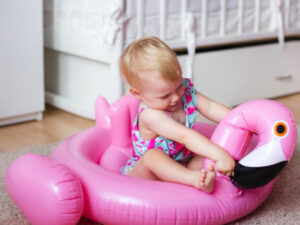 Bouée flamant rose bébé piscine