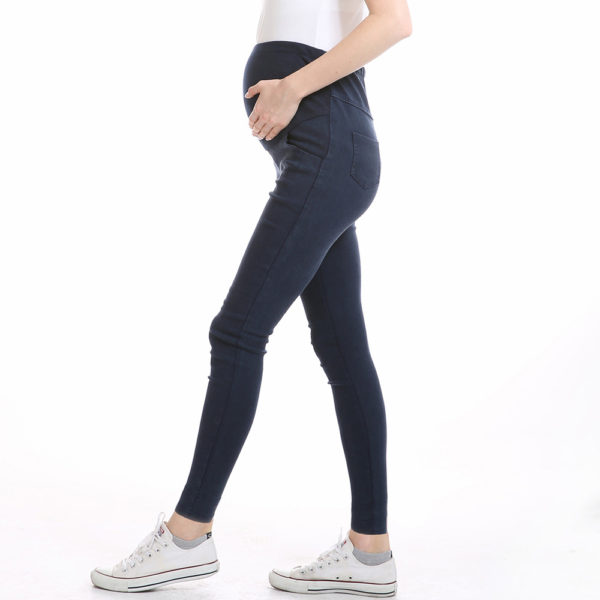 Pantalon grossesse, vue de profil, jean denim femme enceinte