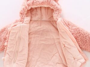 Intérieur de la veste ours rose