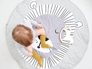 Tapis de jeu bébé lion
