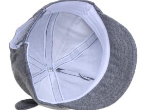 Intérieur de la casquette pour bébé