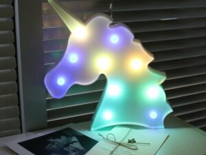 Veilleuse licorne arc-en-ciel