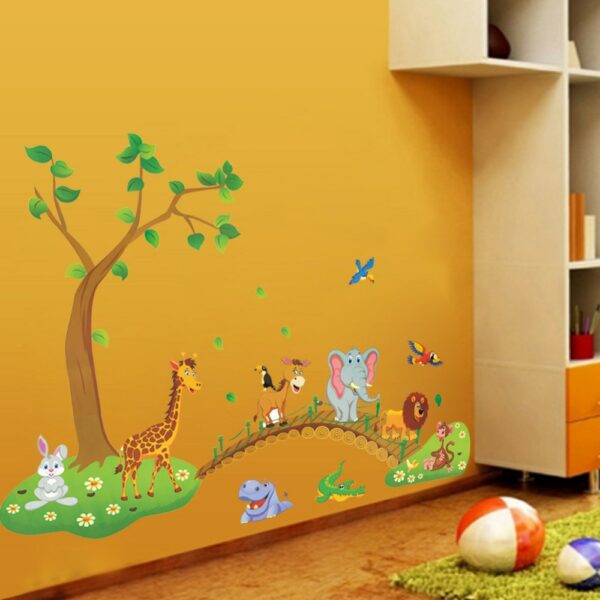 Sticker mural animaux à coller sur le mur de la chambre enfant / bébé