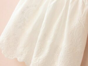 Robe blanche dentelle pour fille