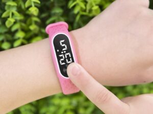 Montre pour enfant bracelet silicone rose