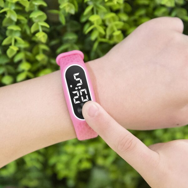Montre pour enfant bracelet silicone rose