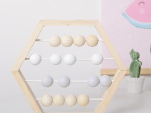 Boulier en bois en forme d'hexagone