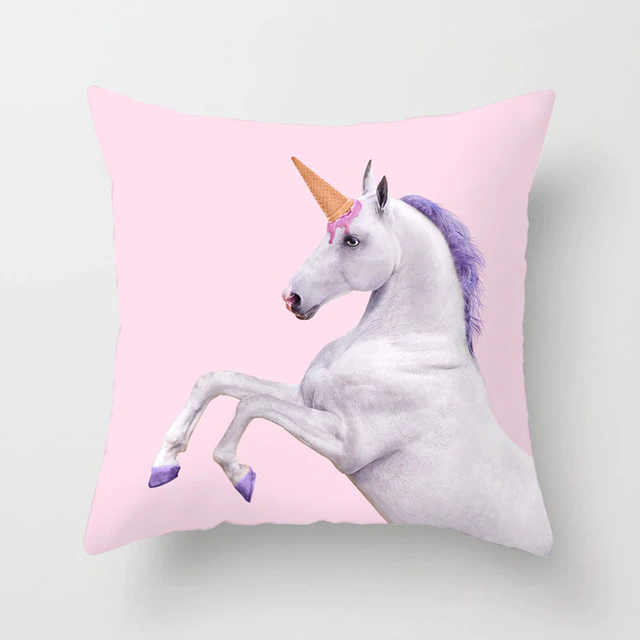 Housse de coussin rose licorne