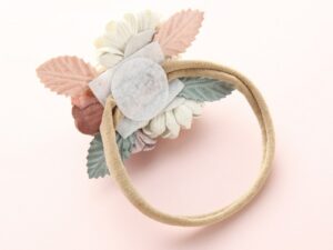 Couronne à fleurs pour bébé nouveau-né