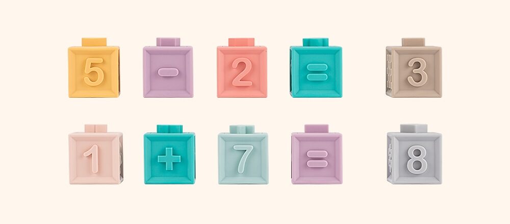 Cubes à empiler chiffres calculs pour bébé