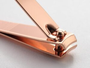 Coupe-ongles rose salon de beauté